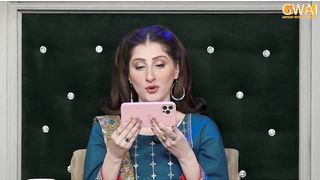 ماں باپ اپنے بچے کو ائیر پورٹ پر چھوڑ کر بھاگ گئے