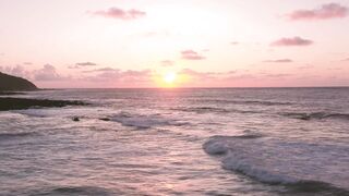 waves sounds so relaxing