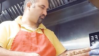How to skewer a piece of barbecue