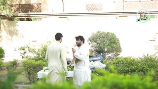 Badtameez Sabzi Wala Prank By Nadir Ali P4pakao