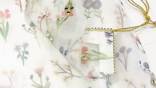 Whitè dress for beautiful girls
