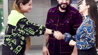 Tell me who is wrong_ _Sunny Kalra_ @shorts @trending @youtubeshorts @sunny__HD.