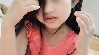 Model video