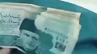 Paisa he paisa ho ga..