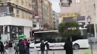 ترکی ارو شام میں آنے والے شدید زنزلے کے مناظر