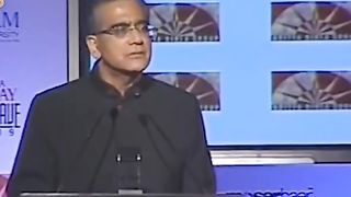 دشمن کے گھر میں بیٹھ کر بولنا