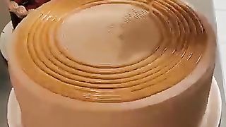 Beutiful cake making