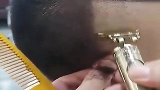 Men's shawing gauged