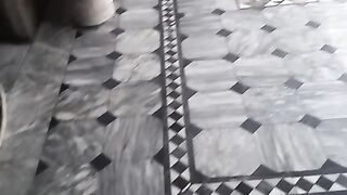 Sunny white marble design