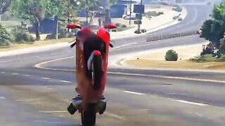 GTA V FRANKLIN SAVING MICHAEL FROM TRAIN 2 #shorts | Varun Gaming