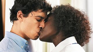 The 355 / Kissing Scene — Khadijah and Abdul (Lupita Nyong'o and Raphael Acloque)