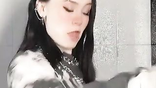 Одаренная певеца