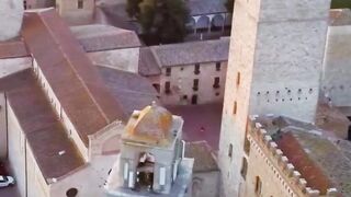 Средневековые небоскребы. Сан Джиминьяно.