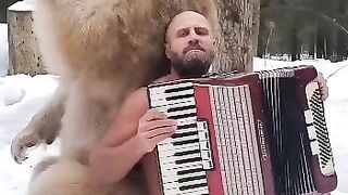 Дуэт с мишкой.