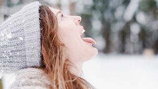 Ты что делаешь?? Там нет члена