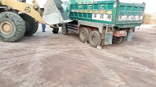Unloading Dumper