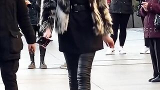 Pov- youre famous supermodel ️.