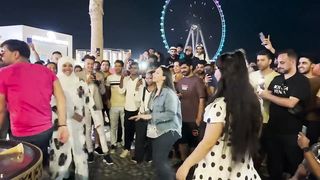Ortam sahane  cılgın Dondurmacı Dubaı