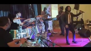 Aaj mausam bada beimaan hai |Athar Saani |Sur Saga Live Concerts