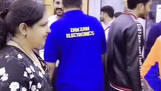 Zam Zam Mobiles Gift Distribute..#zamzam#zamzammobiles