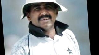 Javeed miandaad fired on Indian cricket team and government