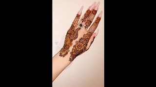Awesome Style Of Mehndi Stylish Heart Mehandi Design||Modern mehndi design 2023