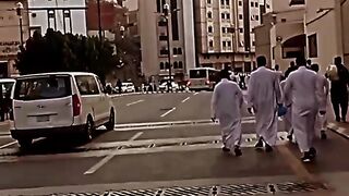 سب سے پہلا گھر جو لوگوں کی عبادت کے لیے