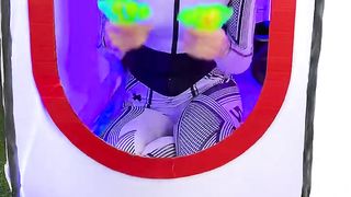 Playing Viral TikTok Fidget Trading Game with a girl who came in a spaceship