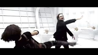 RESIDENT_EVIL__AFTERLIFE_movie clips