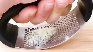 Stainless Steel Garlic Masher Garlic Press Household Manual Curve Fruit Vegetable Tools Kitchen Gadgets