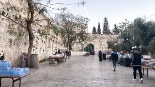 Ramadan iftar in aqsa
