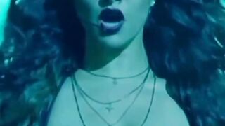 Awesome Indian actress dance