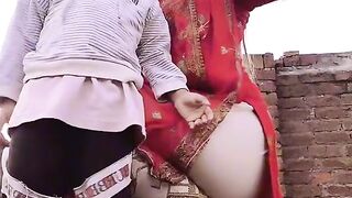 Gal wich paa kay har shyy ❣