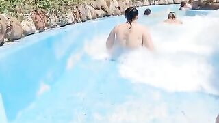 Doesn't this slide need tubes