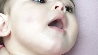 Cute baby????