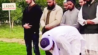 Mufti Tariq Masood