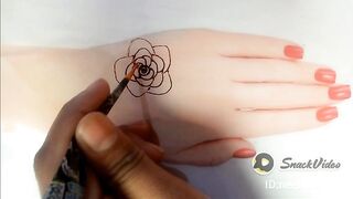 Beautiful flower mehndi design