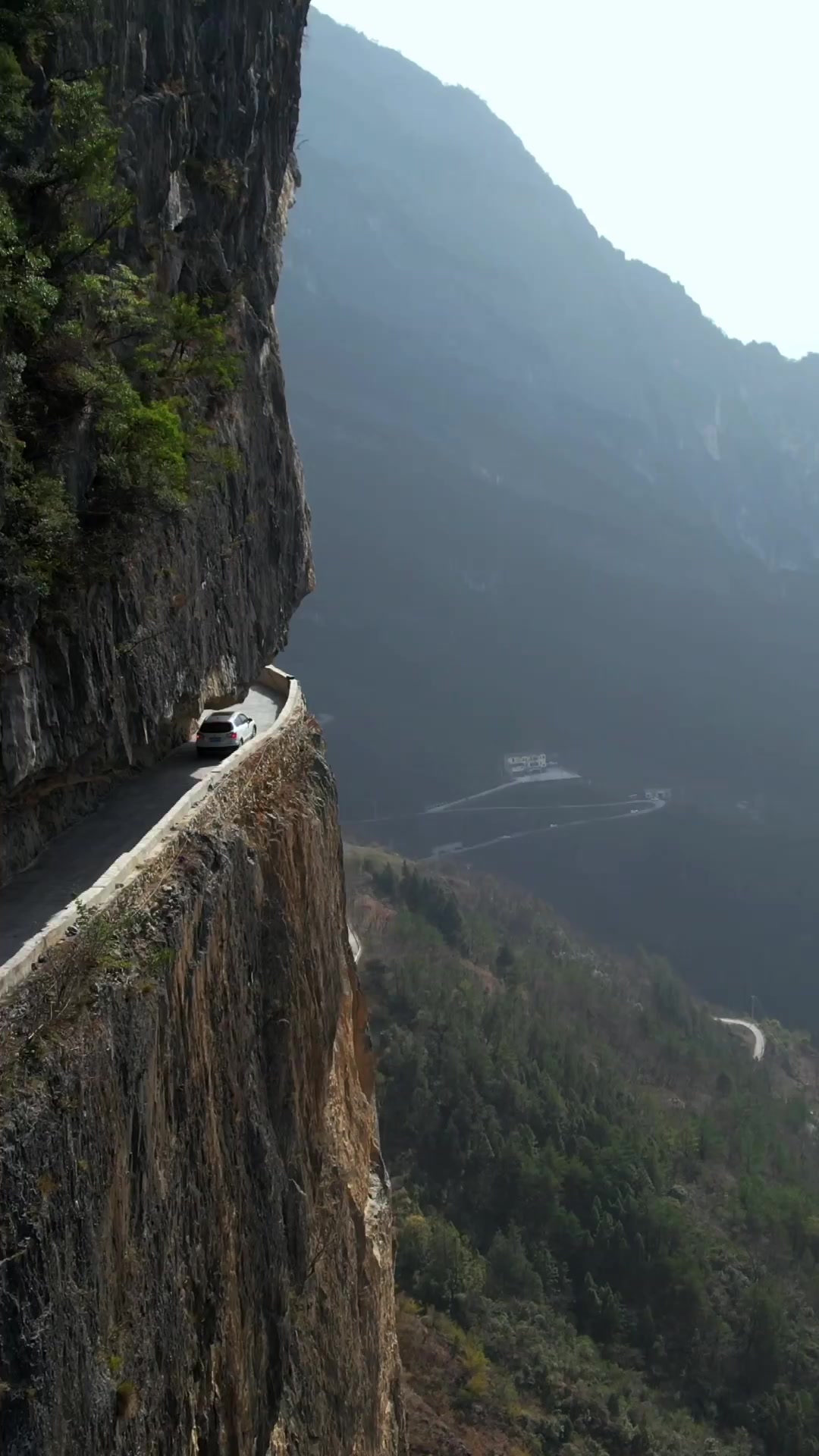Cliff road. Cliff road