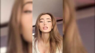 hot girls tik tok