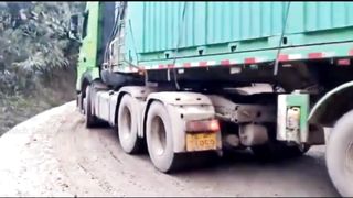 Top dangerous moments of truck driving, fail operation of heavy duty trucks
