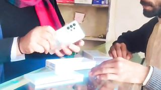 Samsung Galaxy A33 5G unboxing