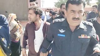 حیدر آباد:بے نظیر انکم سپورٹ پروگرام سینٹرمیدان جنگ بن گیا