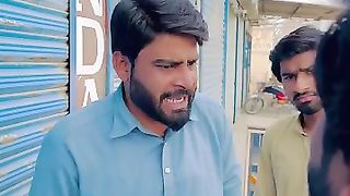 London se aya Hajaam ???? phr kia huwa
