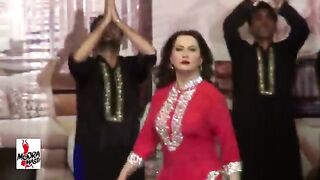 DANCING QUEEN NARGIS 2017 MUJRA - YAAR MAN JAYE - PAKISTANI MUJRA DANCE -