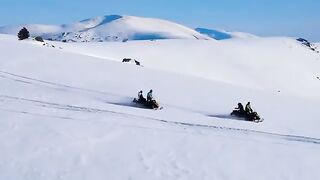 Катание по снегу