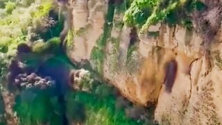 Город парящий над пропастью.  Испания.