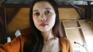 Lagi Digudang Cewek Malah Lakuin Ini Sambil Direkam