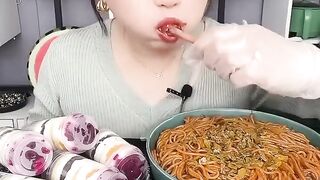 Asmr Eating sounds