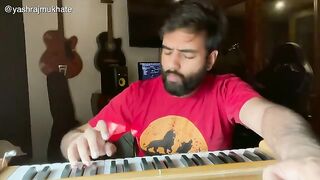 Ye hamari car hy ye hum hen or idr hamari pawrty ho ri ayyyy #viral #music #dance #funny