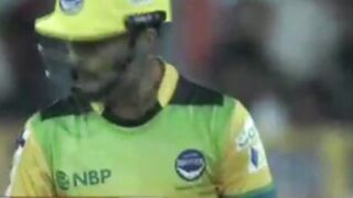 Fakhar zaman hits two huge sixes to imad wasim